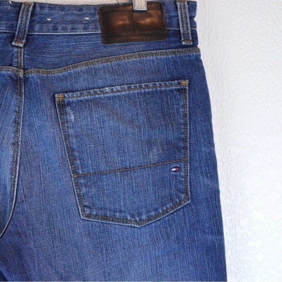Tommy Men’s Mercer Straight Fit Jeans, Medium Wash - Size 34/30 - Picture 11 of 14